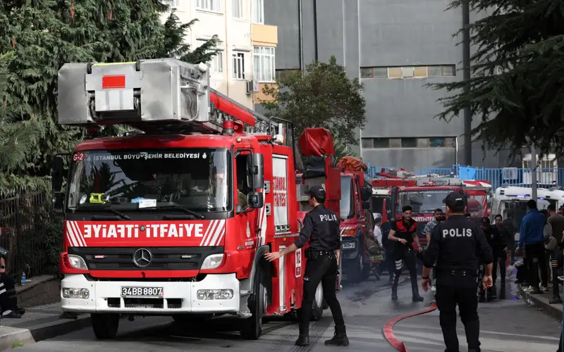 土耳其伊斯坦布尔夜总会爆炸起火 29人死亡