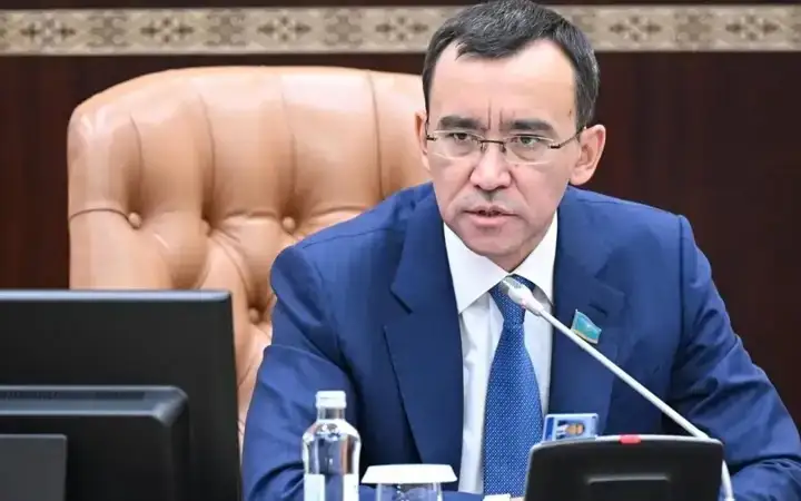 Маулен Ашимбаев