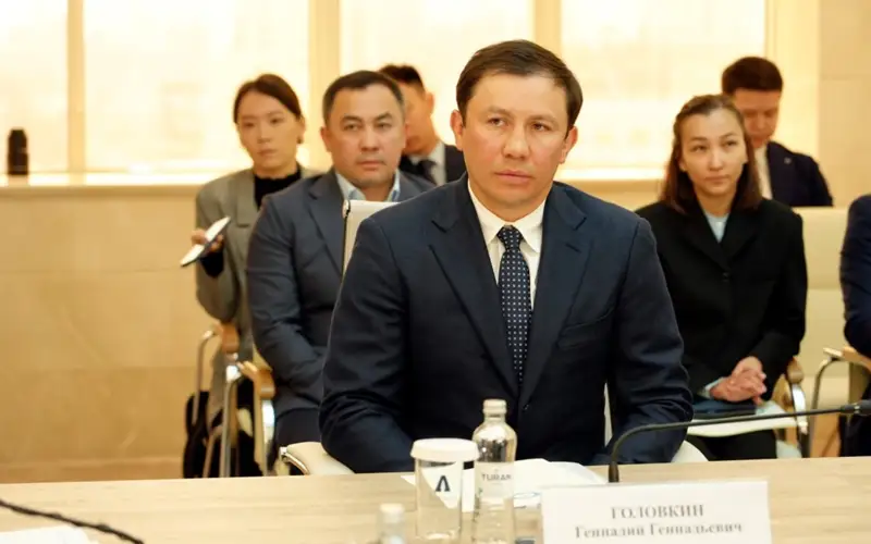 Геннадий Головкин