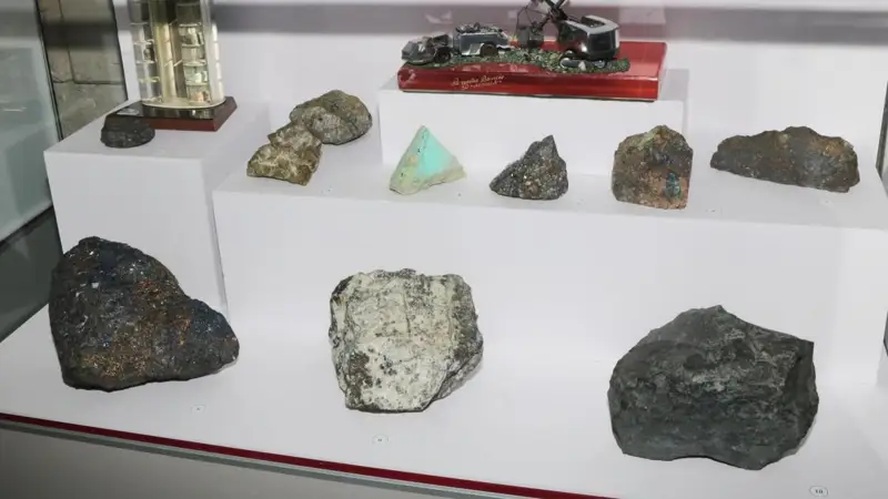 哈萨克斯坦中央国家博物馆举办“宝藏世界之旅”宝石展览