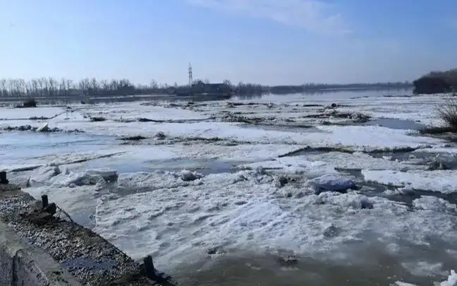 Волонтеры Казмунайгаза направили более тонны гуманитарной помощи в Атырау