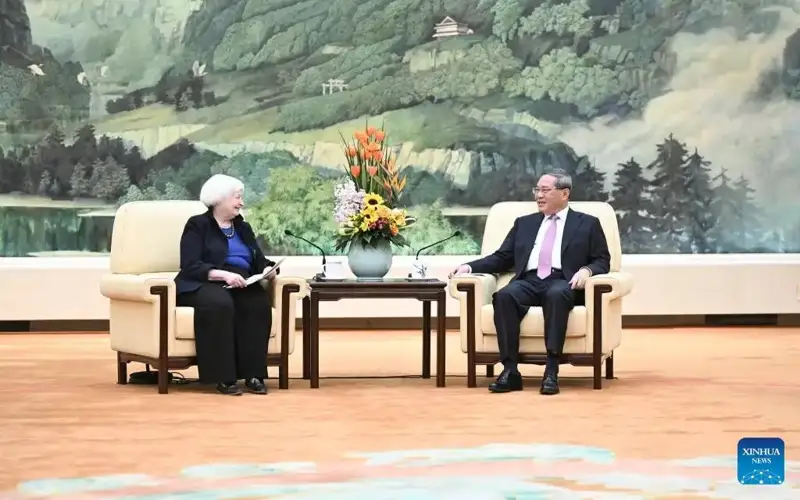 Хитой Халқ Республикаси Давлат кенгаши бош вазири АҚШ молия вазири билан учрашди