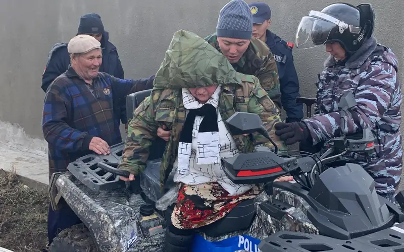 Проводится эвакуация жителей дач Уральска