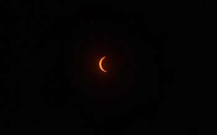 solnechnoe zatmenıe