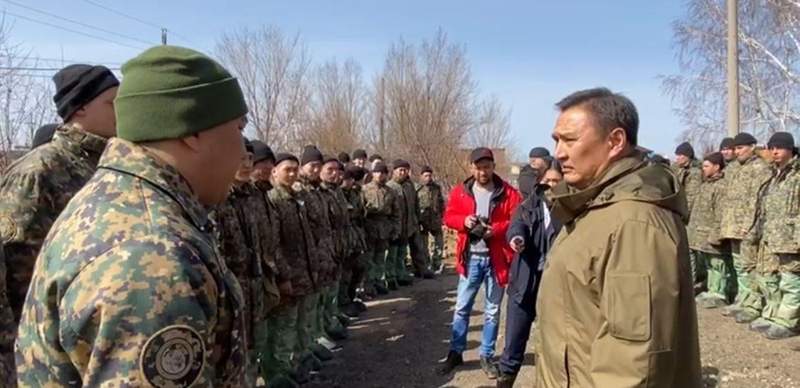 Ахметжанов пресс-службы Регионального командования Орталык Национальной гвардии РК