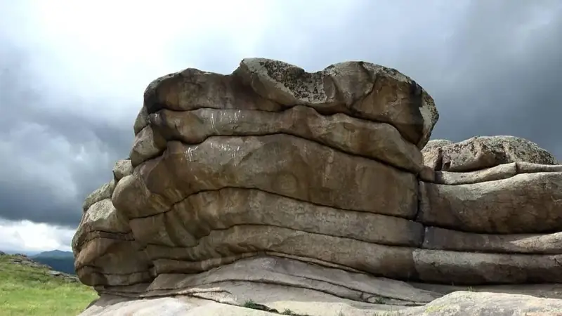 Қайын ата келінін орысша сиқытады