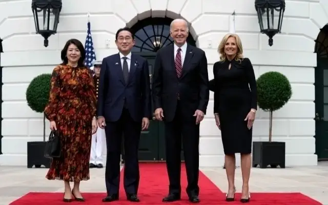 АҚШ пен Жапония