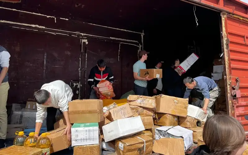 Kazakh capital sends 550 tons of humanitarian aid to flood victims