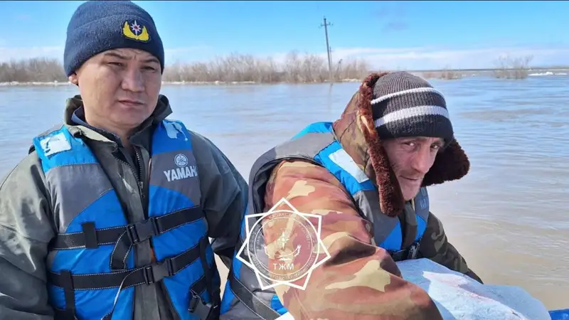 Жамбылские спасатели работают в зоне подтоплений Акмолинской области