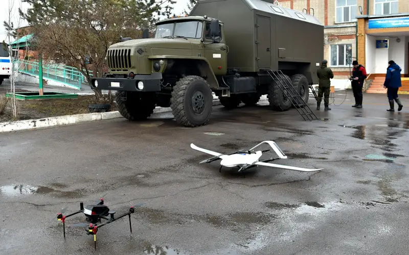 Петропавловский завод обеспечил ДЧС дронами для круглосуточного наблюдения за паводками