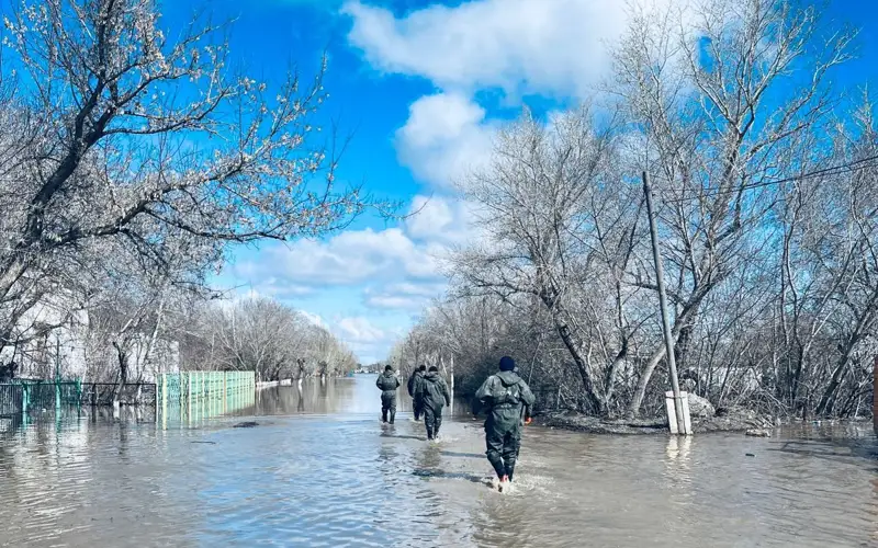 Более 100 домов и одна школа подтоплены в Атбасаре