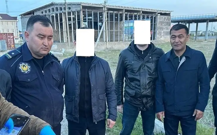 Два сотрудника миграционной службы задержаны в Таразе