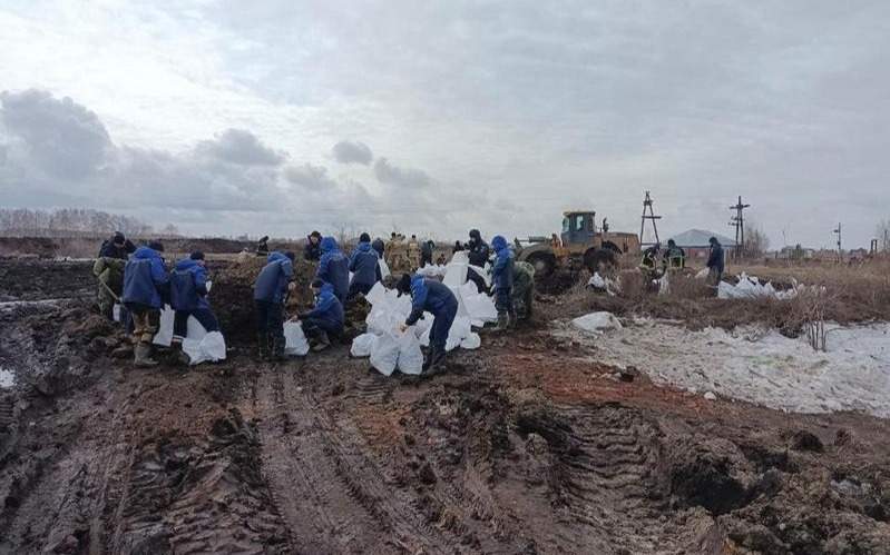 Карагандинские военнослужащие отправились на помощь в СКО