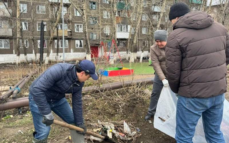 В Карагандинской области наводят чистоту во дворах и на улицах В Карагандинской области наводят чистоту во дворах и на улицах