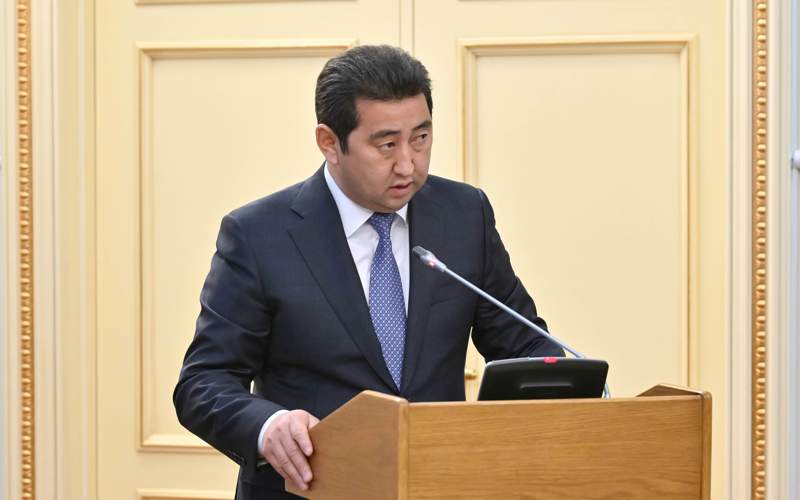 Айдарбек Сапаров Айдарбек Сапаров