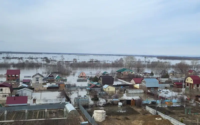 Въезд в Петропавловск временно закрыли из-за перелива