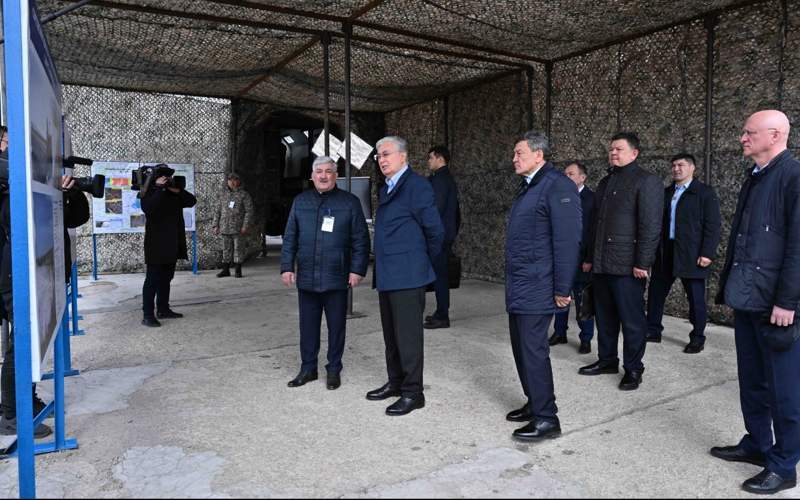Президент осмотрел Петропавловский гидроузел Президент осмотрел Петропавловский гидроузел