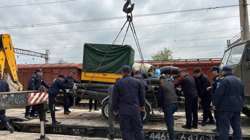 Правительство РК наращивает силы для борьбы с паводками