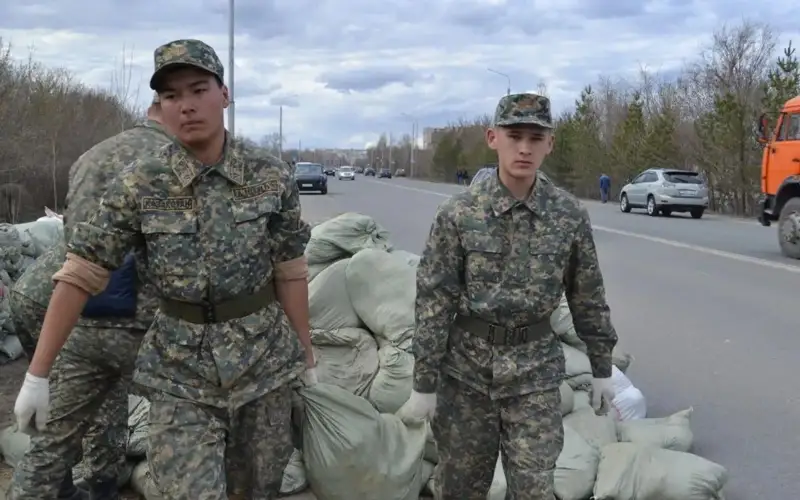 Floods in Kazakhstan: National Guard joins flood relief efforts
