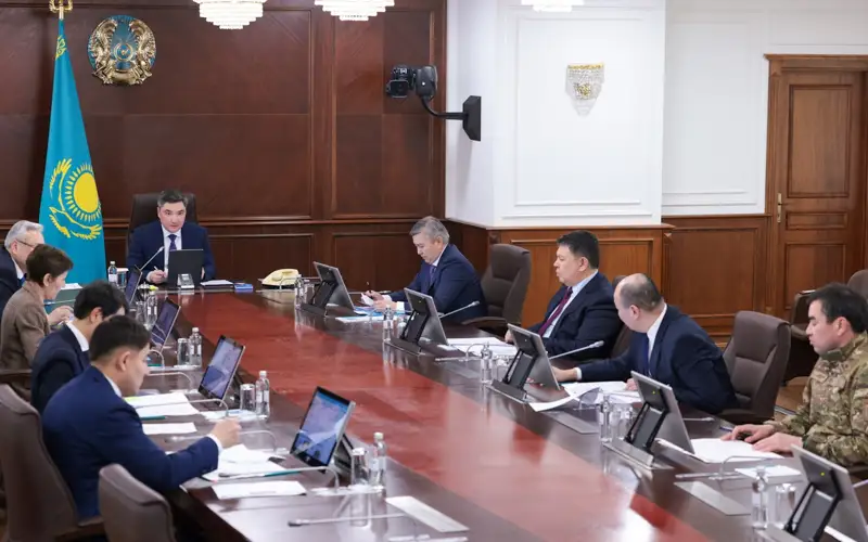 Олжас Бектенов поручил до конца недели выплатить единовременную компенсацию пострадавшим от паводков