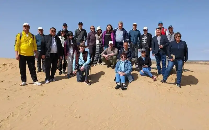 U.S. Ambassador to Kazakhstan Daniel Rosenblum, representatives of the Ministry of Ecology and Natural Resources of Kazakhstan, and USAID/Central Asia Deputy Regional Mission Director Monique Mosolf embarked on a trip to the Aral Sea, to survey its dry shores