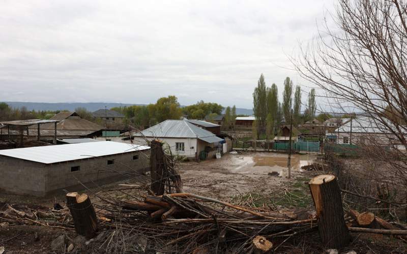 За несвоевременность и неоперативность &mdash; выговоры получили акимы района и села за подтопления в Жамбылской области
