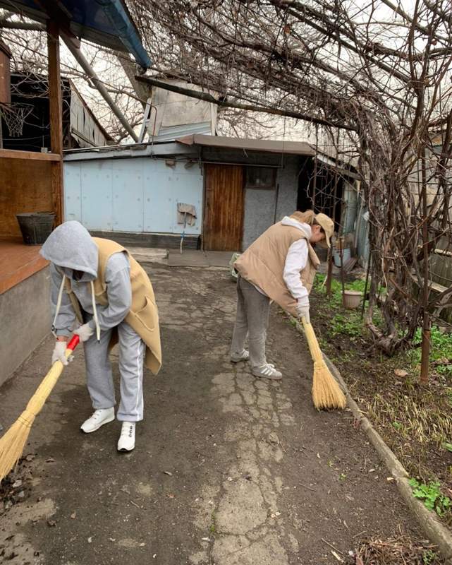 «Помоги ближнему»: алматинцам предложили позаботиться о ветеранах и пожилых людях «Помоги ближнему»: алматинцам предложили позаботиться о ветеранах и пожилых людях