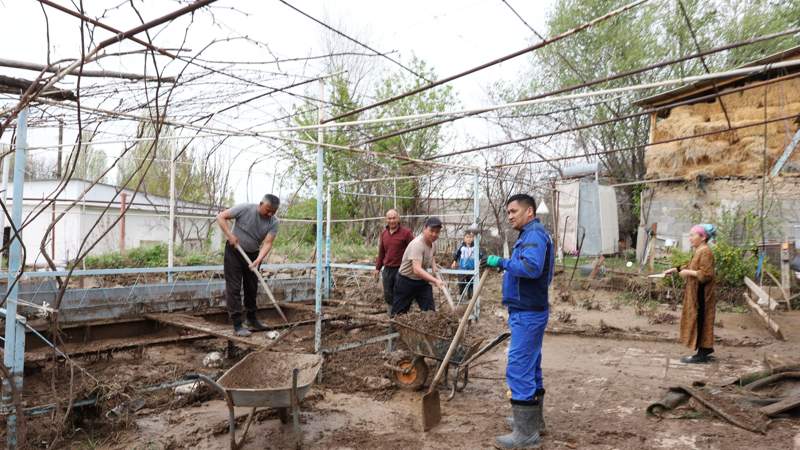 За несвоевременность и неоперативность &mdash; выговоры получили акимы района и села за подтопления в Жамбылской области