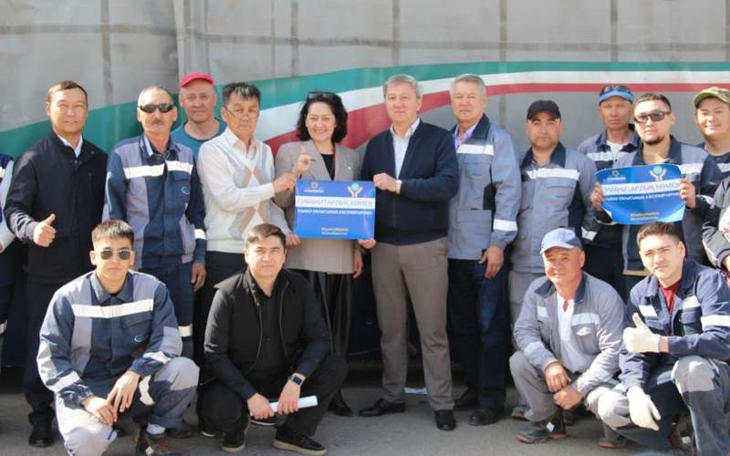 Как планируют реформировать сферу нацстатистики в РК Законопроект по вопросам государственной статистики и управления данными обсудили на очередном заседании Общественной палаты, созданной при Мажилисе Парламента, передает корреспондент агентства Kazinform. -Данный законопроект состоит из двух блоков. Первый блок - блок, связанный с реформированием системы национальной статистики и второй блок связан с системой управления данными. Кроме проекта закона параллельно Бюро национальной статистики была разработана концепция реформирования национальной статистики в целом и какие-то базовые вещи изначально были заложены в этой концепции, - сказал мажилисмен Екатерина Смышляева. По ее словам, целью законопроекта является формирование системы, позволяющей обеспечить единую эффективную политику по повышению качества данных, которые хранятся в информационных системах госорганов, и как следствие, возможность их многократного использования. Основными направлениями законопроекта являются: - определение уполномоченного органа, устанавливающего достоверность данных - оценка достоверности качества данных административных источников -активное использование административных и альтернативных данных -переход на цифровые статистические регистры и потоковый сбор данных посредством национальных регистров Было отмечено, что серьезной проблемой для развития системы управления национальными данными являются устаревшие методы сбора и обработки данных Сохранение одновременно электронного и бумажного форматов отчетности существенно снижает качество и достоверность, увеличивает сроки сбора и обработки данных, а также приводит к существенным дополнительным расходам бюджетных средств В аспекте межведомственной координации существует проблема рассогласованности и противоречивости информации, предоставляемой государственными органами, и отсутствие унификации терминологии и единого подхода к ведению справочников и классификаторов (классификаций). Для решение этих вопросов предлагается: -для перехода на платформенную модель цифровой трансформации и обеспечения контроля качества данных должна быть создана эталонная база данных в формате национальных регистров. Национальные регистры позволят создать необходимые технологические условия и обеспечат потоковый сбор данных, реализующей принцип единого информационного пространства, однократного представления данных, сформированных на основе данных первичного учета, и их многократного использования в аналитических целях -В целях снижения нагрузки на респондентов национальные регистры позволят сформировать цифровые статистические регистры по согласованному формату с определенной регулярностью -Применение единой национальной справочной информации позволит обеспечить стандартизацию и согласованность данных всех государственных органов. Серик Сабеков Как планируют реформировать сферу нацстатистики в РК Законопроект по вопросам государственной статистики и управления данными обсудили на очередном заседании Общественной палаты, созданной при Мажилисе Парламента, передает корреспондент агентства Kazinform. -Данный законопроект состоит из двух блоков. Первый блок - блок, связанный с реформированием системы национальной статистики и второй блок связан с системой управления данными. Кроме проекта закона параллельно Бюро национальной статистики была разработана концепция реформирования национальной статистики в целом и какие-то базовые вещи изначально были заложены в этой концепции, - сказал мажилисмен Екатерина Смышляева. По ее словам, целью законопроекта является формирование системы, позволяющей обеспечить единую эффективную политику по повышению качества данных, которые хранятся в информационных системах госорганов, и как следствие, возможность их многократного использования. Основными направлениями законопроекта являются: - определение уполномоченного органа, устанавливающего достоверность данных - оценка достоверности качества данных административных источников -активное использование административных и альтернативных данных -переход на цифровые статистические регистры и потоковый сбор данных посредством национальных регистров Было отмечено, что серьезной проблемой для развития системы управления национальными данными являются устаревшие методы сбора и обработки данных Сохранение одновременно электронного и бумажного форматов отчетности существенно снижает качество и достоверность, увеличивает сроки сбора и обработки данных, а также приводит к существенным дополнительным расходам бюджетных средств В аспекте межведомственной координации существует проблема рассогласованности и противоречивости информации, предоставляемой государственными органами, и отсутствие унификации терминологии и единого подхода к ведению справочников и классификаторов (классификаций). Для решение этих вопросов предлагается: -для перехода на платформенную модель цифровой трансформации и обеспечения контроля качества данных должна быть создана эталонная база данных в формате национальных регистров. Национальные регистры позволят создать необходимые технологические условия и обеспечат потоковый сбор данных, реализующей принцип единого информационного пространства, однократного представления данных, сформированных на основе данных первичного учета, и их многократного использования в аналитических целях -В целях снижения нагрузки на респондентов национальные регистры позволят сформировать цифровые статистические регистры по согласованному формату с определенной регулярностью -Применение единой национальной справочной информации позволит обеспечить стандартизацию и согласованность данных всех государственных органов. Серик Сабеков