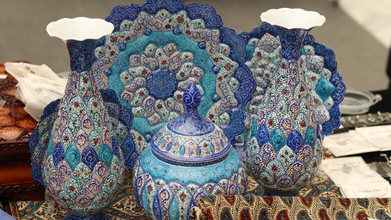 Persian style vases and plates. Photo credit: Arman Aisultan/ Kazinform Persian style vases and plates. Photo credit: Arman Aisultan/ Kazinform