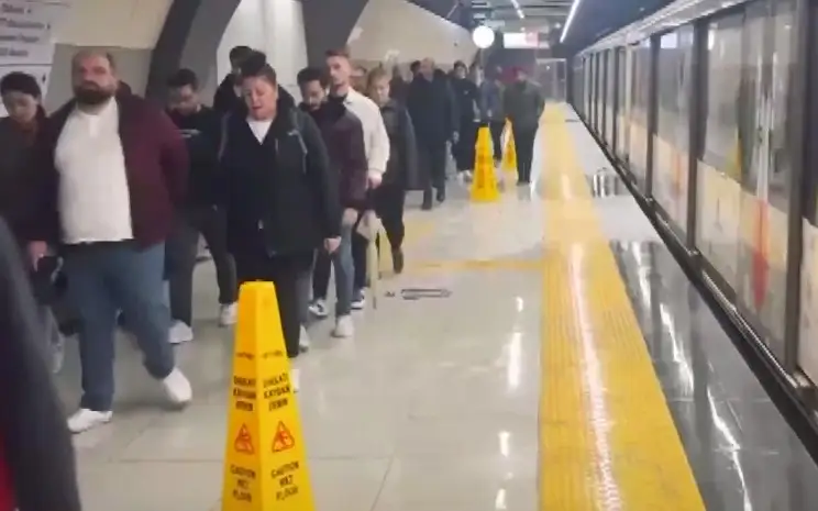 метро Стамбула