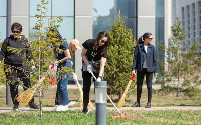 TRK Prezıdenta prınıal ýchastıe v ekologıcheskoı aktsıı «Taza Qazaqstan»