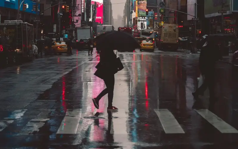 Қытайда нөсер жауын салдарынан 11 адам із-түзсіз жоғалып кетті