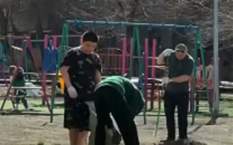 Более 5 тысяч карагандинцев приняли участие во втором общегородском субботнике