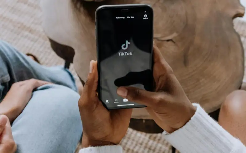 Еврокомиссия инициировала разбирательство против «TikTok»