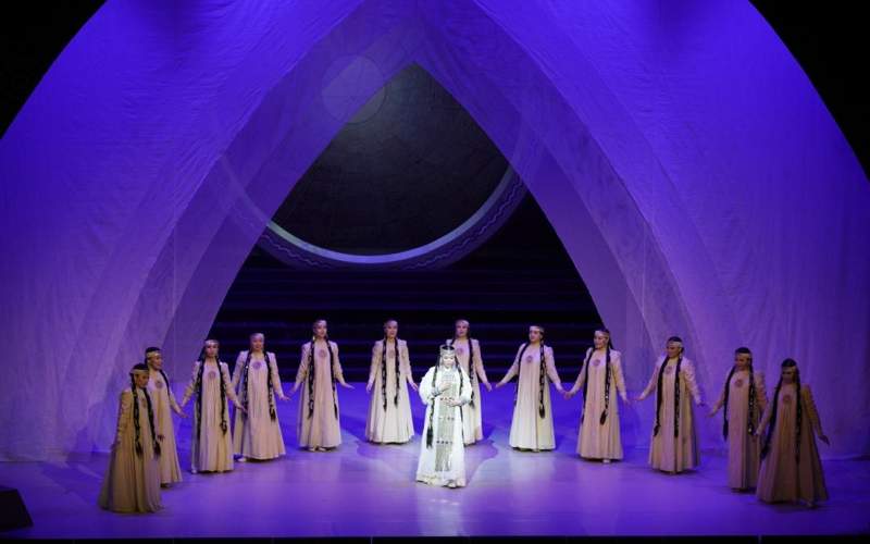 俄罗斯萨哈国家剧院歌剧《纽尔艮·巴图尔》首次登场
