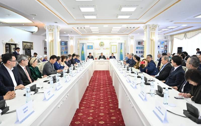 Новые исторические книги презентовали в Астане