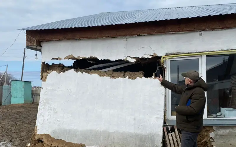 В 595 домах поведена оценка ущерба от наводнения в Атырауской области