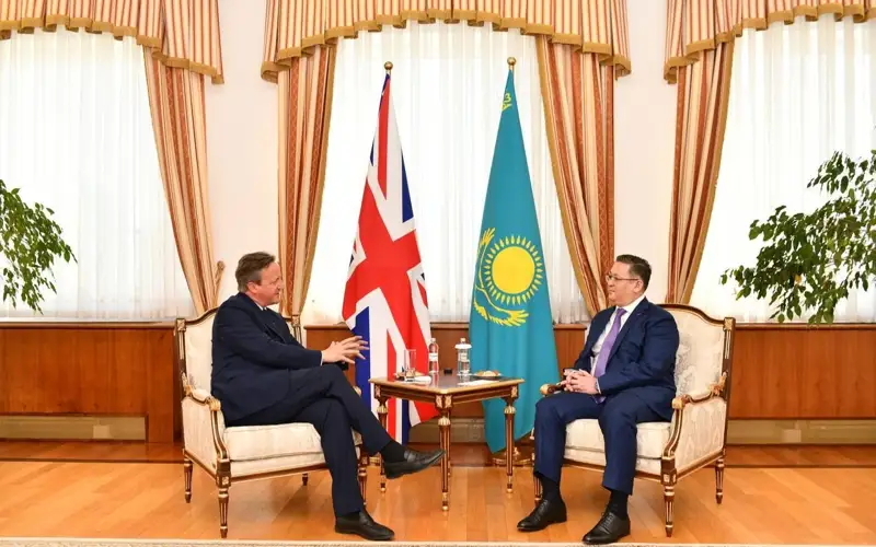 Начались переговоры глав МИД Казахстана и Великобритании