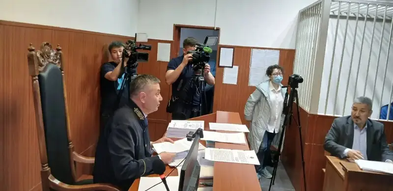 Алматыдағы автобус апаты: прокурор сотталушыны 8 жылға соттауды сұрады