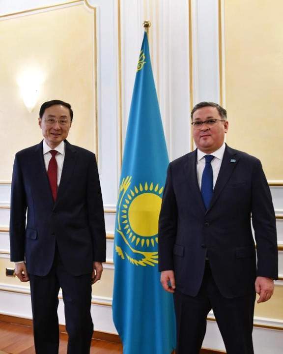 Kazakh FM  Murat Nurtleu, Chinese Deputy FM Sun Weidong discuss bilateral cooperation in Astana