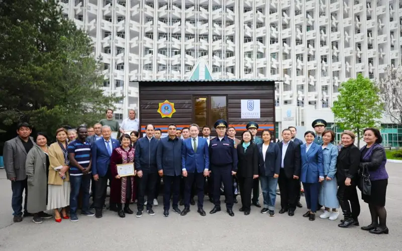 Мобильный симулятор землетрясений