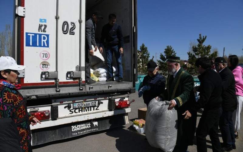 Аксакалы и ветераны Астаны отправили гуманитарную помощь в Актюбинскую область гуманитарная помощь