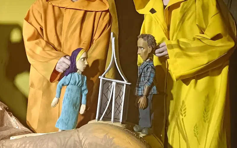 Рэй Брэдбери по-кокшетауски: кукольный спектакль для взрослых презентовали зрителю