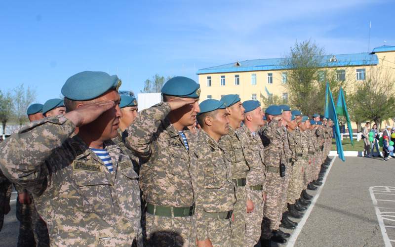 Около 1800 военнослужащих задействованы в противопаводковых мероприятиях в Атырауской области