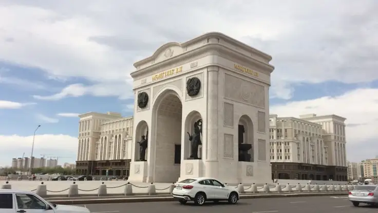 Máńgilik el saltanat qaqpasy