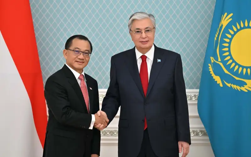  Глава государства принял спикера Парламента Сингапура Сеа Киань Пена