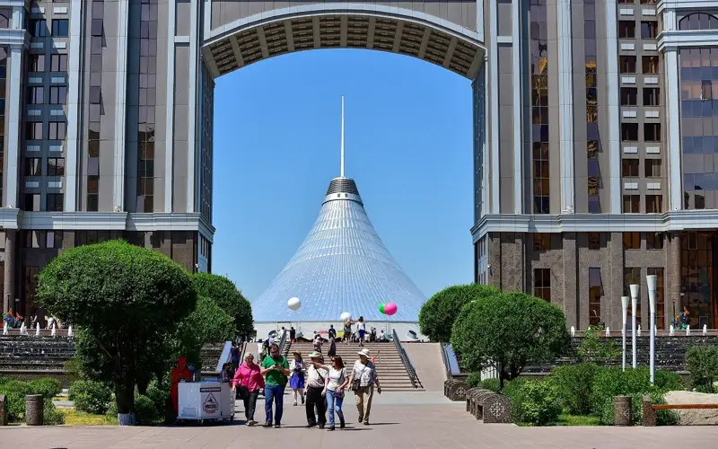 Круглая площадь в Астане