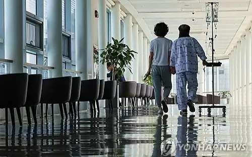 Medical school admission quotas expected to rise by 1,550 next year