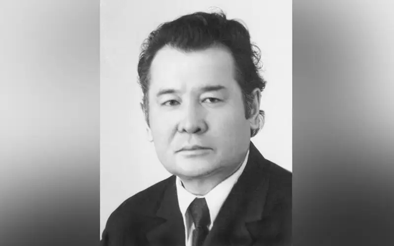  АУБАКИРОВ Оспанхан 